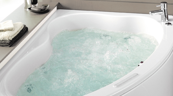 how to clean a jacuzzi bathtub