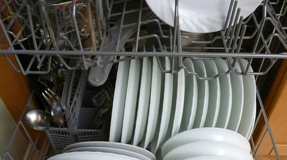 How to unblock a dishwasher