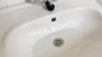 Expert Plumbing Tip: How to Unclog a Bathtub - Garden City