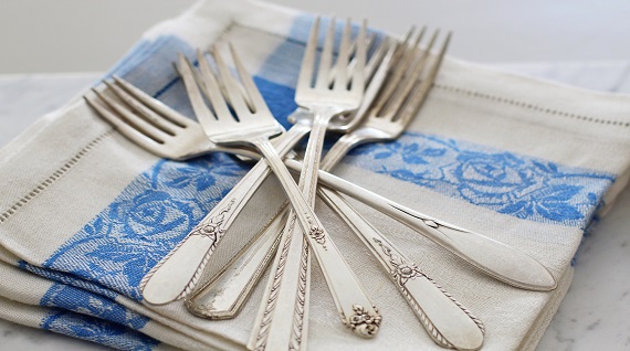 how to clean silver cutlery