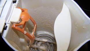 How to remove limescale from kettle