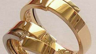 Golden, gold plated or gilt jewellery